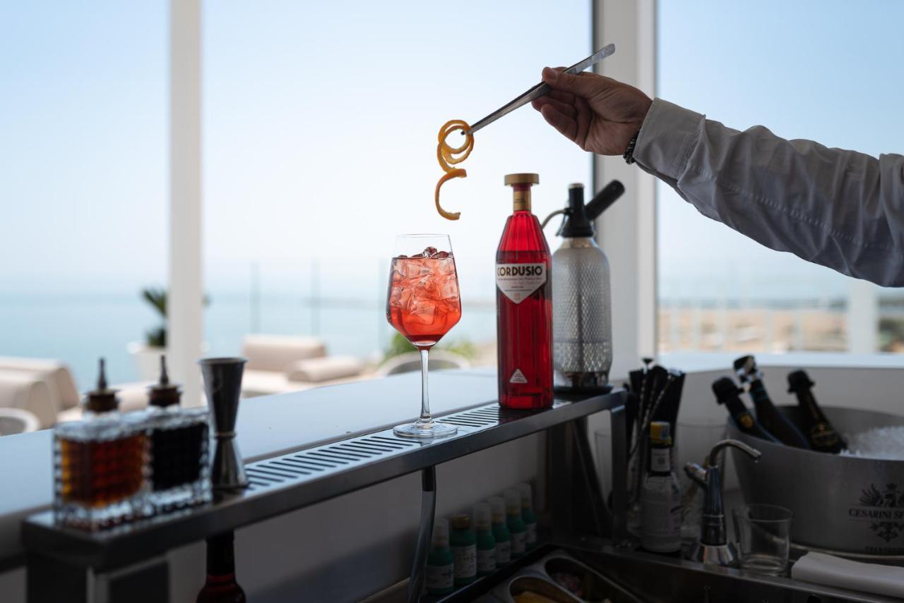 Unico Hotel Caorle Bagian luar foto