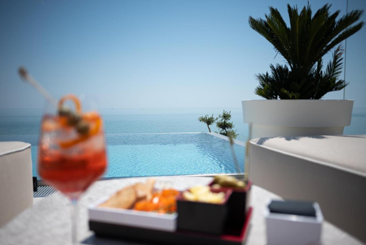 Unico Hotel Caorle Bagian luar foto