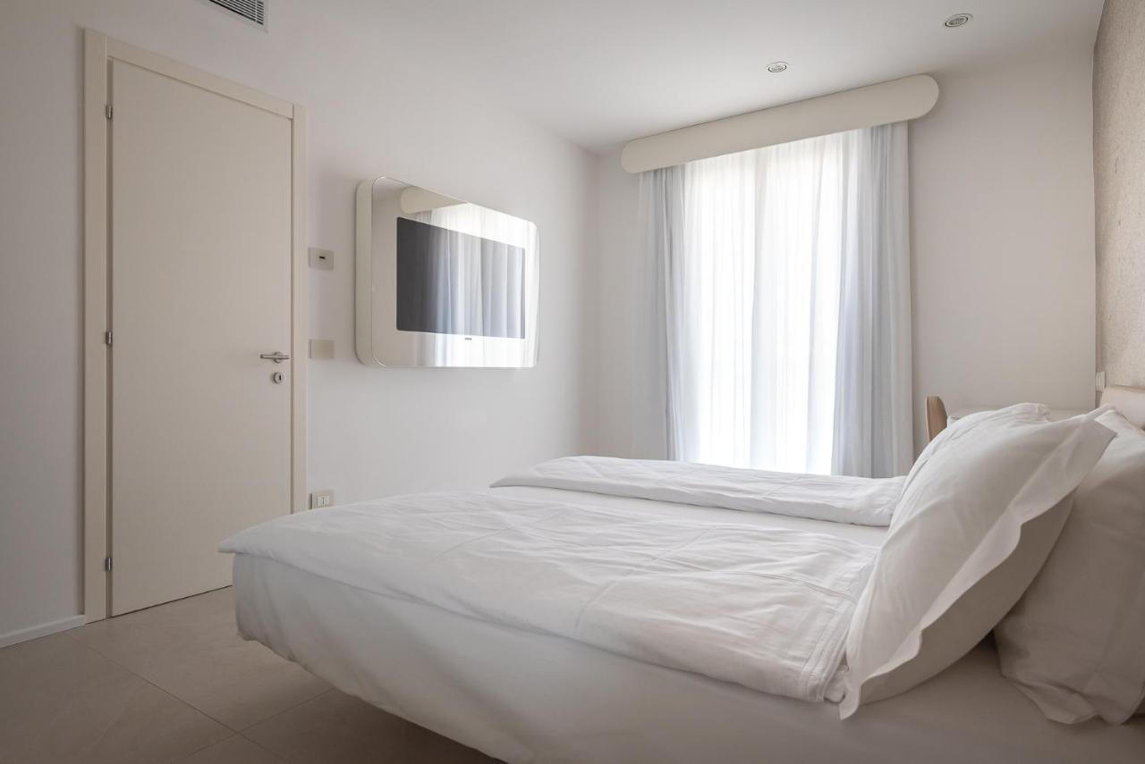 Unico Hotel Caorle Bagian luar foto