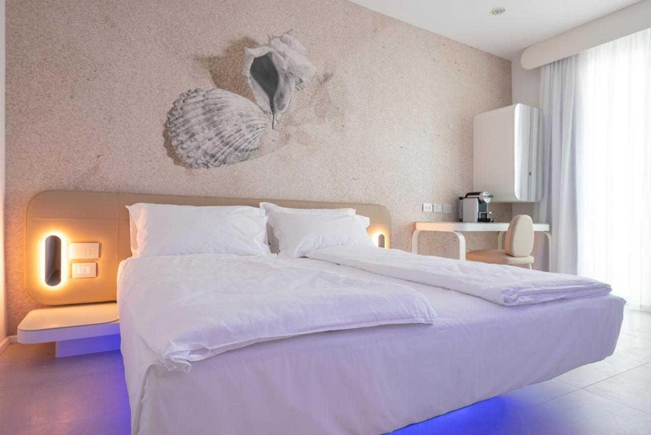 Unico Hotel Caorle Bagian luar foto