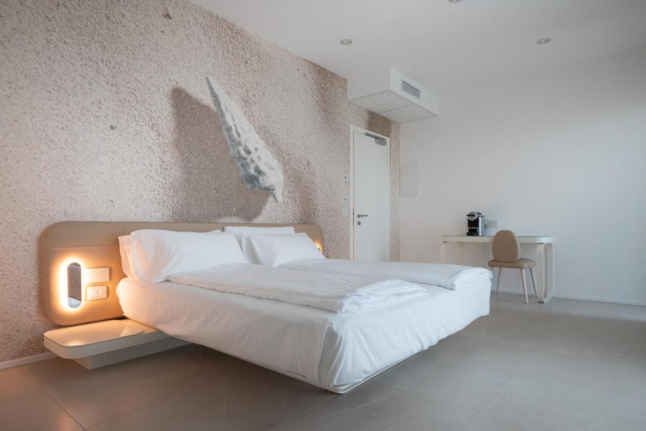 Unico Hotel Caorle Bagian luar foto