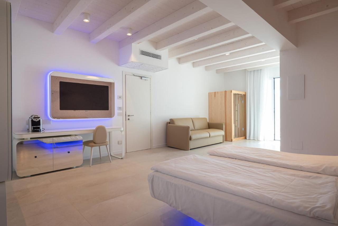 Unico Hotel Caorle Bagian luar foto