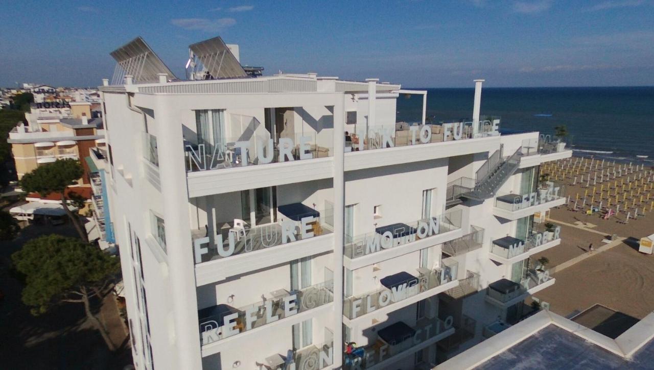 Unico Hotel Caorle Bagian luar foto
